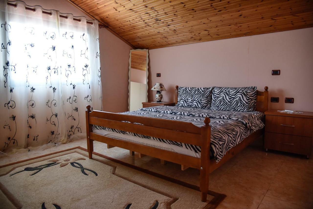 Villa Garden Shkodra Bagian luar foto